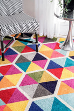 Load image into Gallery viewer, Nuloom Rugs - Maris Triangles - Multi