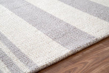 Load image into Gallery viewer, Nuloom Rugs - Hand Loomed Earleen - Grey