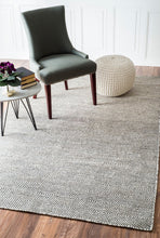 Load image into Gallery viewer, Nuloom Rugs - Hand Tufted Tamara - Ivory