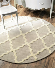 Load image into Gallery viewer, Nuloom Rugs - Hand Hooked Marrakech Trellis - Tan