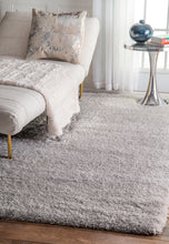 Load image into Gallery viewer, Nuloom Rugs - Gynel Cloudy Shag - Silver