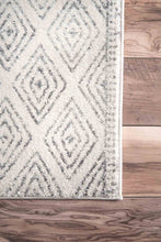 Load image into Gallery viewer, Nuloom Rugs - Sarina Diamonds - Grey