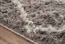 Load image into Gallery viewer, Nuloom Rugs - Hand Knotted Fez Shag - Grey