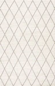Nuloom Rugs - Hand Hooked Diamond Trellis Belia Shag  - Ivory